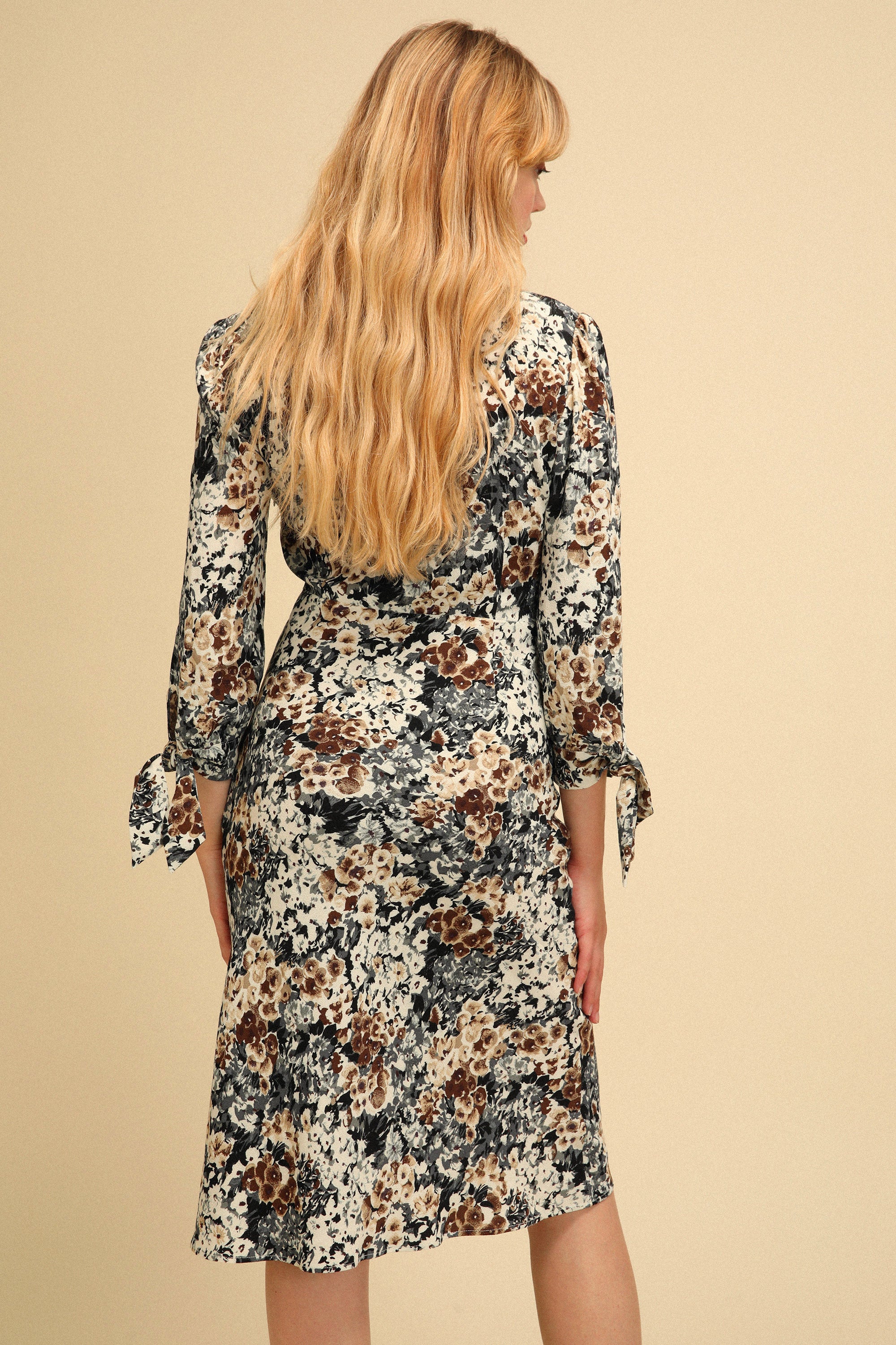Robe MICHAELA - Image 3